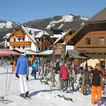 Appartamento Ski-in Ski-out With Unique Views Sankt Margarethen im Lungau