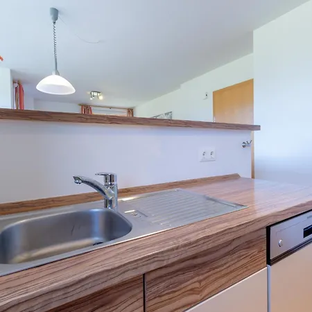 Apartamento Ski-In Ski-Out With Unique Views