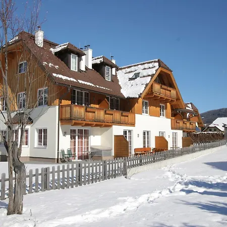 Ski-In Ski-Out With Unique Views Apartamento *